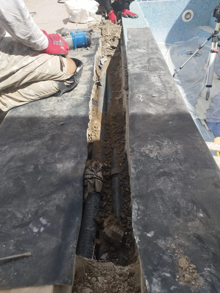 Cambio de gresite y reparación de playa