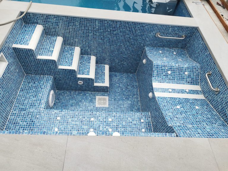 Jacuzzi a medida y según diseño del cliente