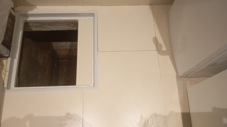 Reparación caja de registro y colocación de tapa plástica