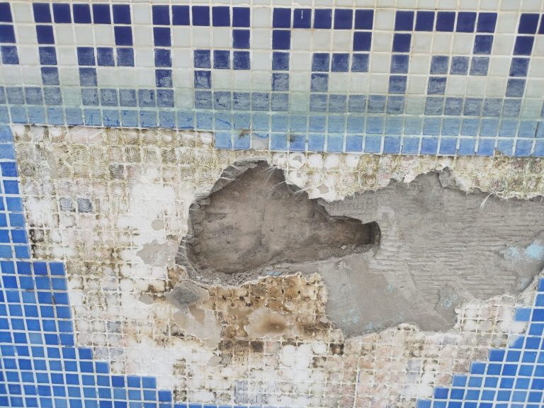 Cambio de gresite, reparación del vaso