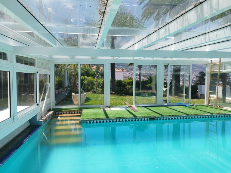 Reforma integral de piscina cubierta